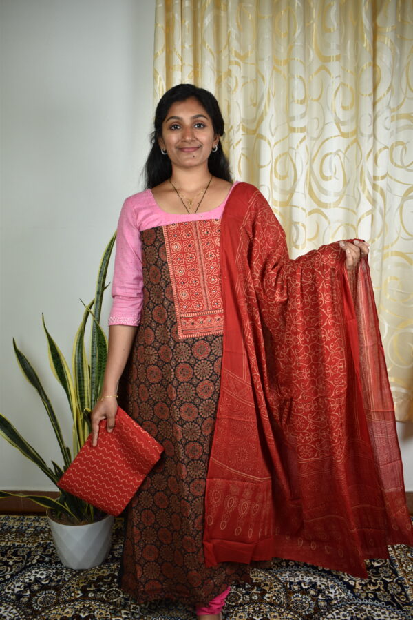 CS010Cotton salwar sets..