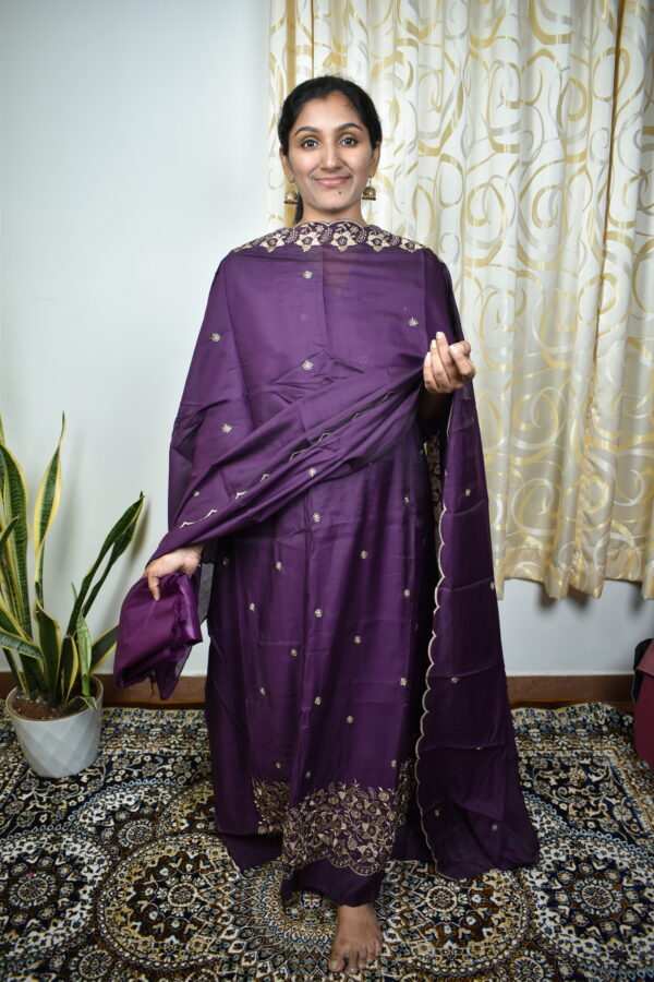 Code:SR157 Semi silk salwar sets...