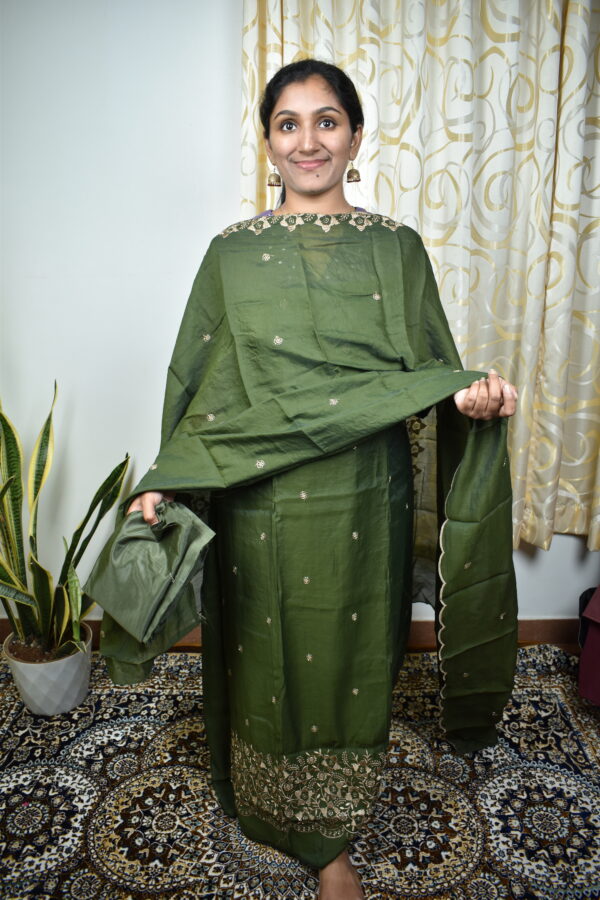 Code:SR157 Semi silk salwar sets...