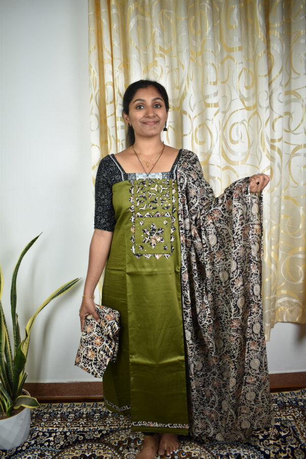 CS133 Cotton silk salwar sets..