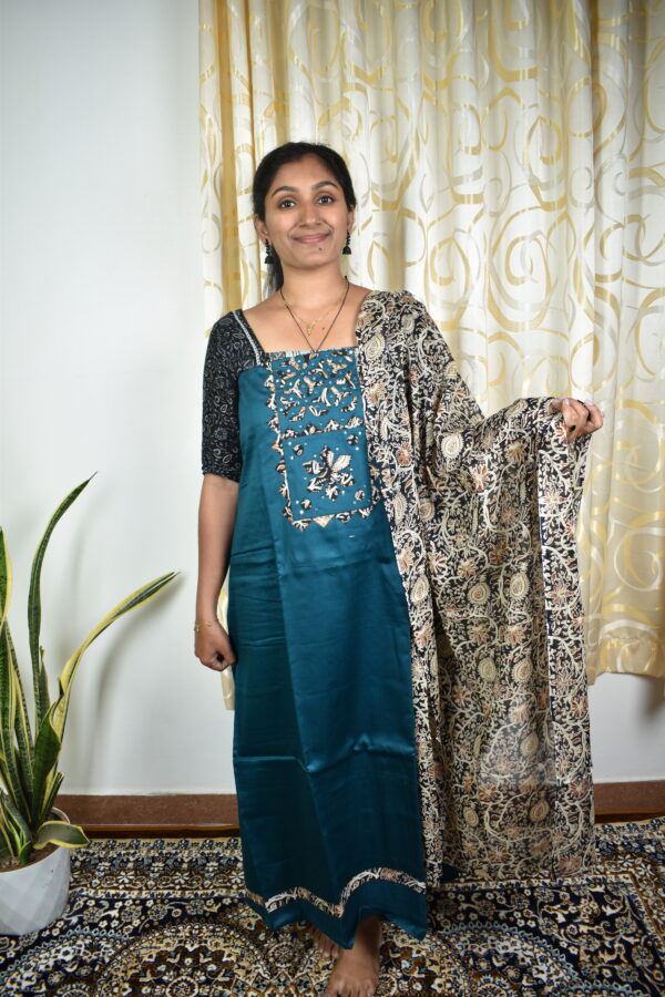 CS133 Cotton silk salwar sets..