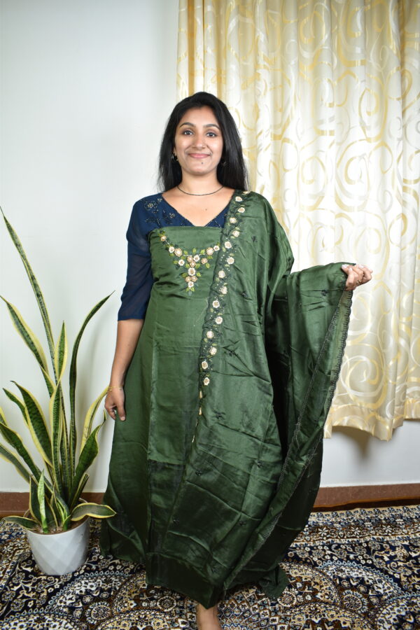 SF135 Shiffon fabric salwar sets..