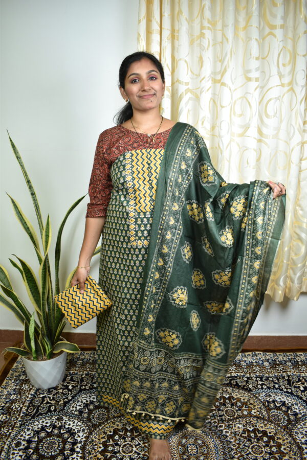 CS141 Cotton salwar sets..