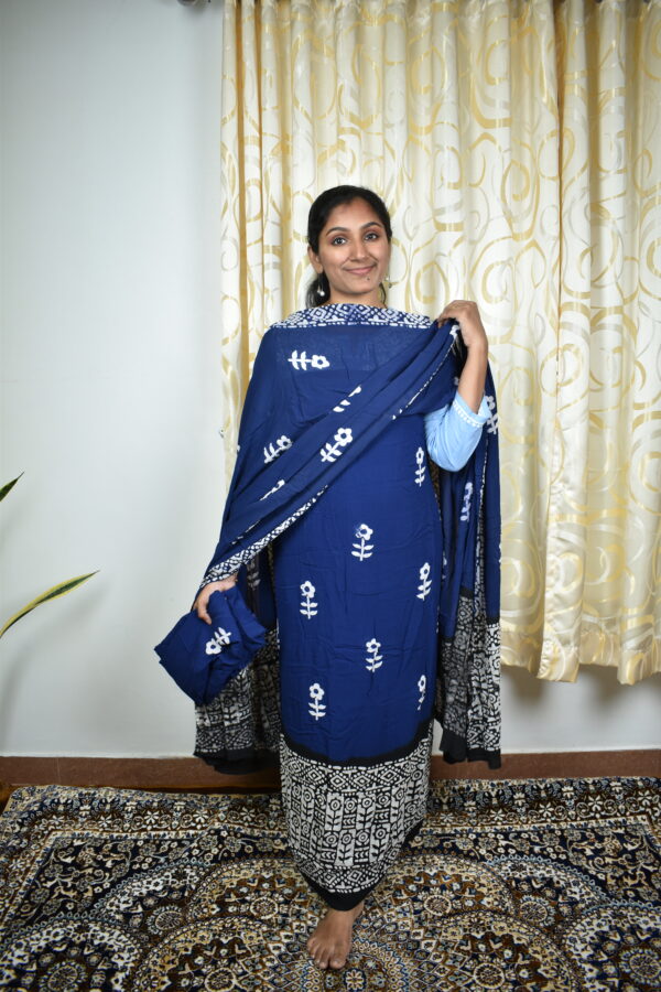 CG145   Crape georgette salwar sets...