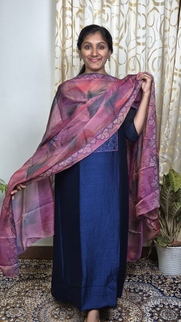 Semi rose silk salwar sets.... Code:ATR221