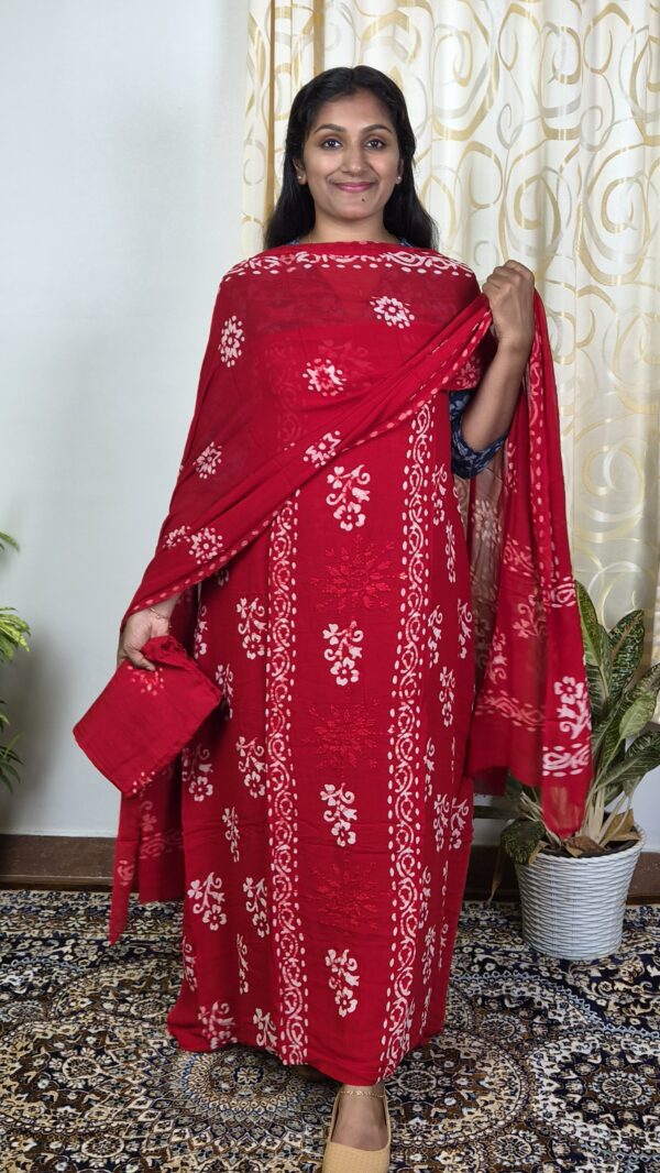 Crape georgette salwar sets.... Code:CGS222