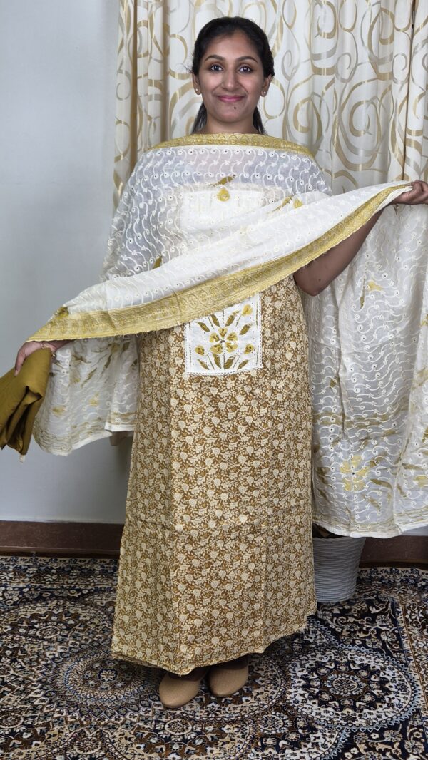 Cotton salwar sets.... Code:CCS223