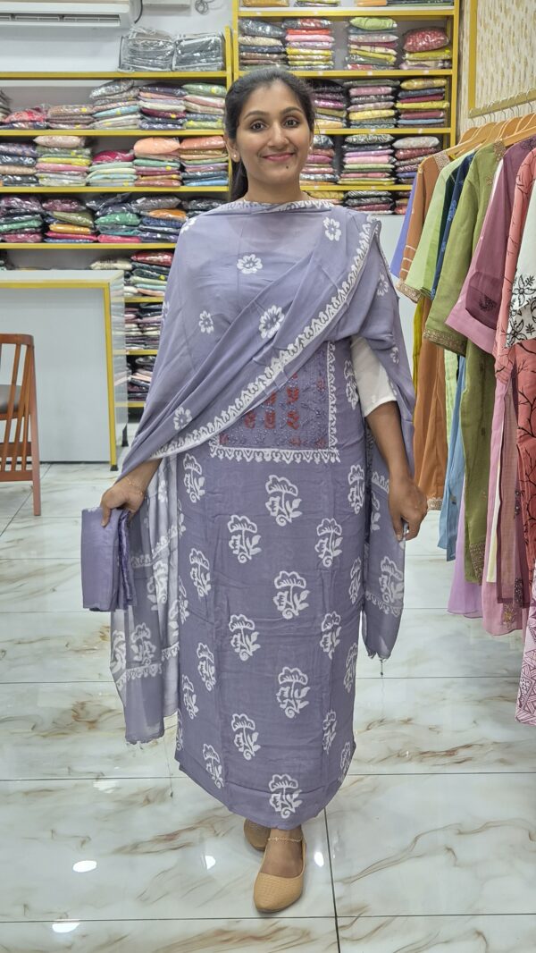 Crape georgette salwar sets.... Code:CGS234