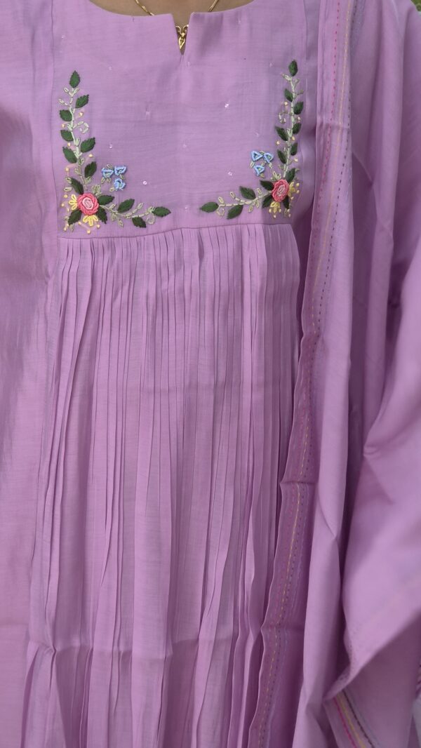 MULCHANDHERI 3 PIECE READY TO WEAR CODE : MRS236