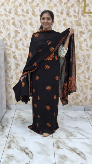 Crape georgette salwar sets.... Code:CGS235