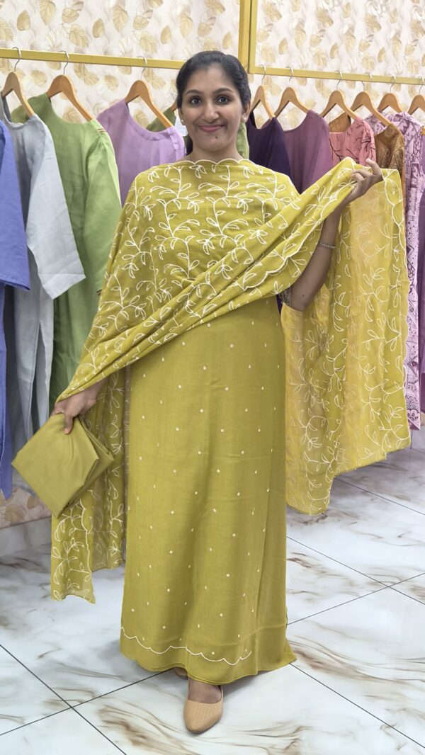 Mulshiffon salwar sets..