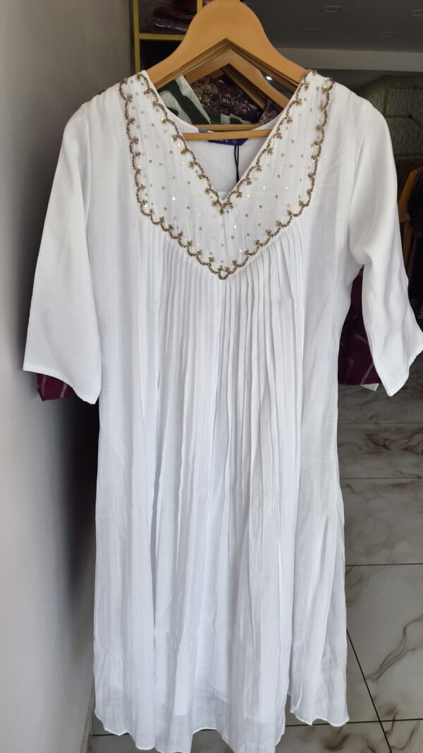 Mulchandheri kurta..CODE:MCK273
