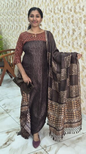 Chandheri silk salwar sets..CODE:CSS275