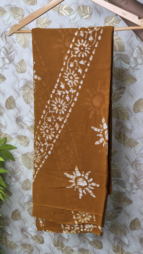 Crape georgette saree..CODE:SCG281