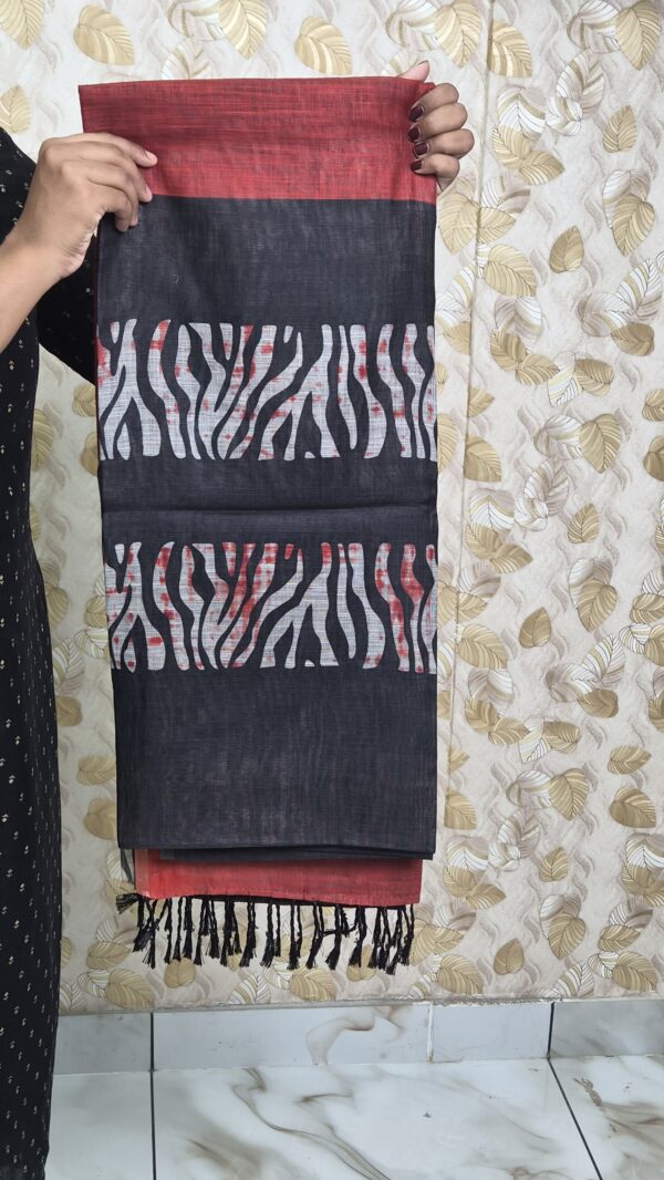 Butterfly sarees...CODE:SBS305