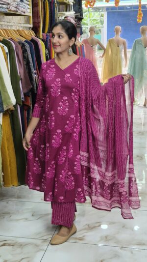 Ready to wear salwar sets..CODE:RTW326
